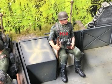 ASIATAM Deutsche Figur 1:16 handbemalt( MF-H14)