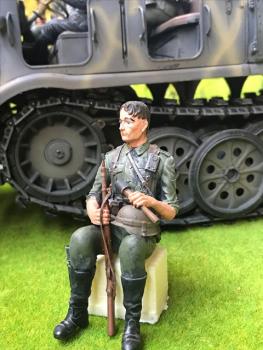 ASIATAM Deutsche Figur 1:16 handbemalt( MF-H13)