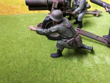 Deutscher Soldat Pak 1:16 unbemalt ( TF- N8)