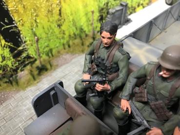 ASIATAM Deutsche Figur 1:16 handbemalt( MF-H17)