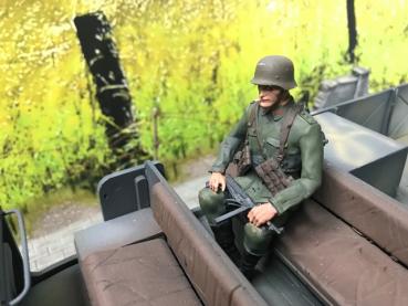 ASIATAM Deutsche Figur 1:16 handbemalt( MF-H18)