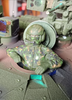 1/16 Figur Leopard Panzer Bundeswehr Kommandant unbemalt