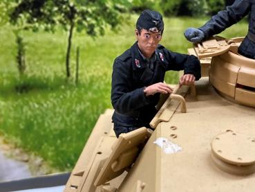 Deutsche Figur TF-170 unbemalt 1:16