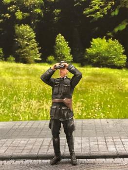 Wehrmacht general der  Fallschirmjäger 1:16 unbemat