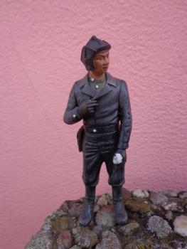 ASIATAM Russische Figur 1:16 handbemalt MF-K9