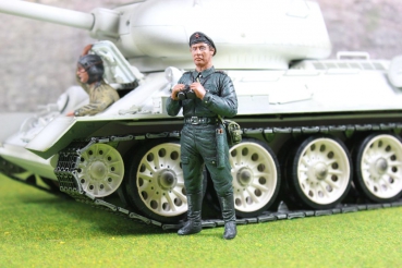 ASIATAM handbemalt Russische Figur 1:16 (MF-K6 )